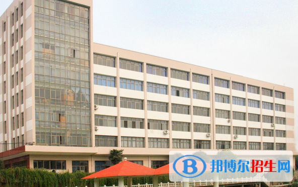 武漢職業(yè)技術學院8