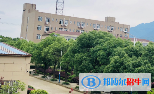 九江2020年初中生讀什么鐵路學校好