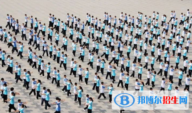  渭南藍(lán)光中學(xué)怎么樣、好不好