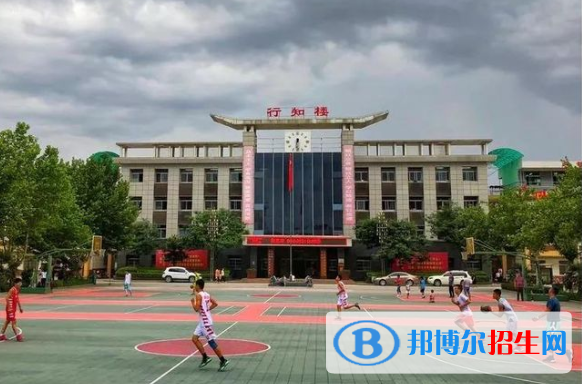  渭南大荔中學(xué)2020年招生辦聯(lián)系電話