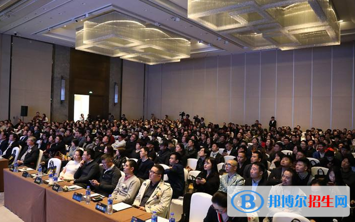 香港墨爾文國(guó)際學(xué)校2020年招生辦聯(lián)系電話