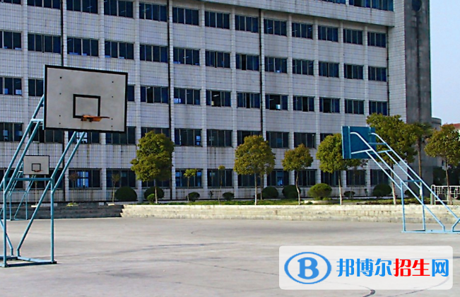 宜城職業(yè)高級中學2