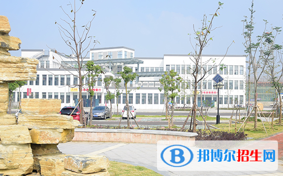 安徽蚌埠技師學(xué)院2020年學(xué)費(fèi)、收費(fèi)多少 