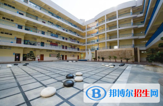 貴陽(yáng)一中新世界國(guó)際學(xué)校小學(xué)部2020年招生計(jì)劃