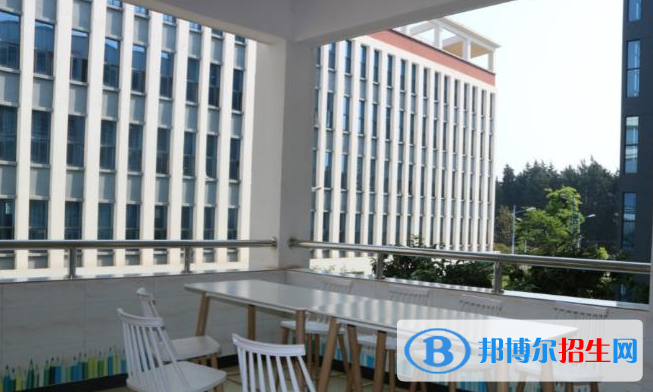 昆明世青國(guó)際學(xué)校小學(xué)部2020年學(xué)費(fèi)、收費(fèi)多少
