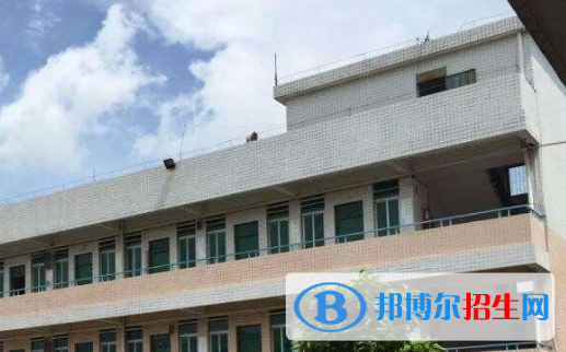 棗陽理工職業(yè)技術(shù)學(xué)校3