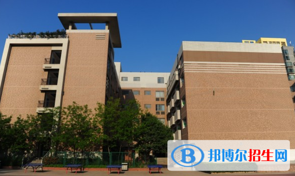 陜西師范大學(xué)錦園國際學(xué)校小學(xué)部2020年學(xué)費、收費多少