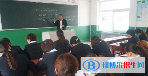 蒲城黨睦中學(xué)2020年報名條件、招生要求、招生對象