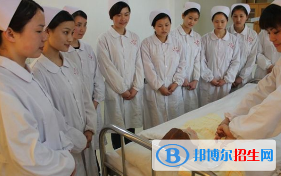 廣東2020年女生學衛(wèi)校怎么樣