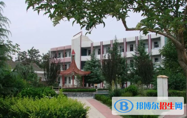 黑池中學(xué)2020年學(xué)費(fèi)、收費(fèi)多少
