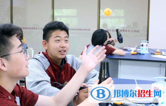 北京明誠外國語學(xué)校小學(xué)部網(wǎng)站網(wǎng)址