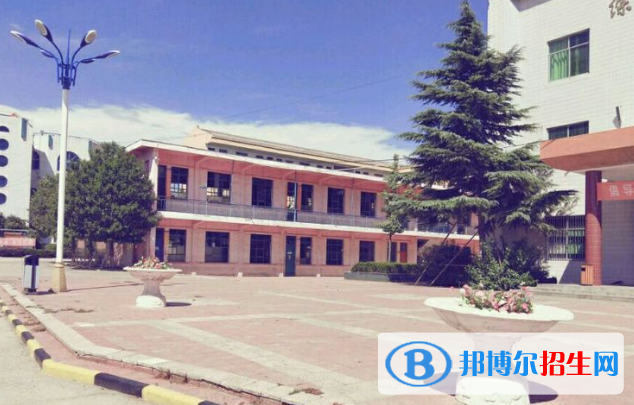 黑池中學(xué)怎么樣、好不好