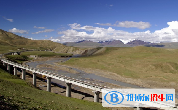 襄陽2020年哪個(gè)鐵路學(xué)校就業(yè)比較好