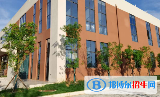 鷹潭職業(yè)技術學院地址在哪里