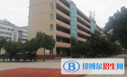 安徽2020年男生讀什么鐵路學(xué)校好