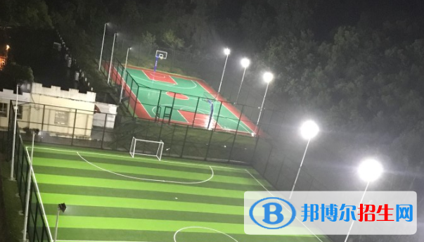 珠海國(guó)際學(xué)校小學(xué)部2020年招生辦聯(lián)系電話