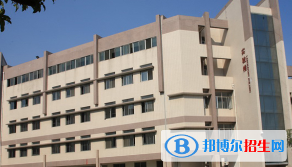 安徽醫(yī)學(xué)高等專(zhuān)科學(xué)校2020年招生簡(jiǎn)章