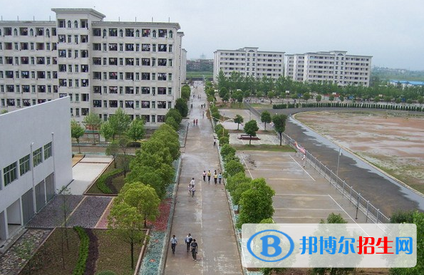 鄂東職業(yè)技術(shù)學(xué)院