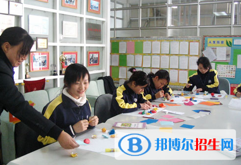 廣州國(guó)際學(xué)校( 祈福英語(yǔ)實(shí)驗(yàn)學(xué)校)小學(xué)部網(wǎng)站網(wǎng)址