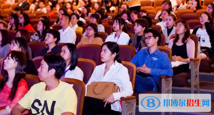 廣州加拿大國際學(xué)校(CIS)小學(xué)部怎么樣、好不好