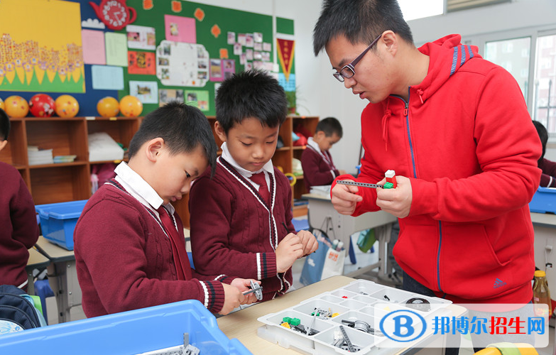 寶睿未來國際小學2020年招生辦聯(lián)系電話