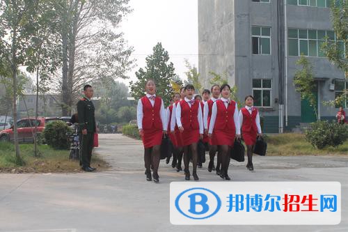 原陽(yáng)縣職業(yè)教育中心2021年招生辦聯(lián)系電話(huà)