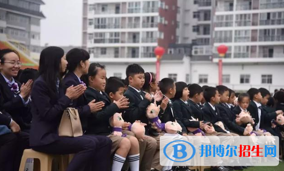 漢中龍崗學(xué)校怎么樣、好不好