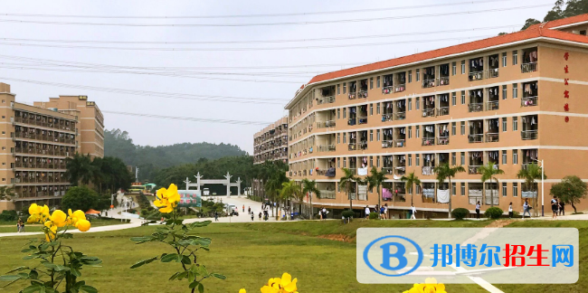 廣州東華職業(yè)學(xué)院怎么樣、好不好