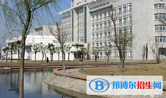 安徽商貿(mào)職業(yè)技術學院2020年學費、收費多少