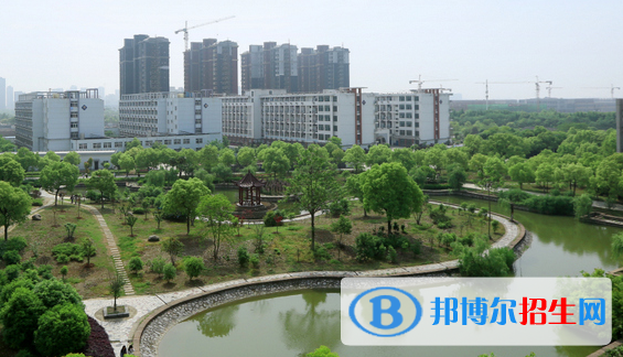 安徽商貿(mào)職業(yè)技術(shù)學院地址在哪里 