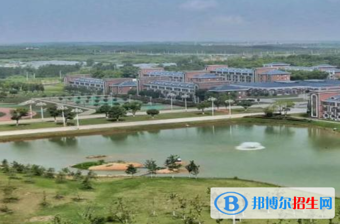 湖北健康職業(yè)學院1