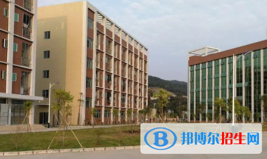 龍門縣職業(yè)技術(shù)學(xué)校2020年報(bào)名條件、招生要求、招生對(duì)象