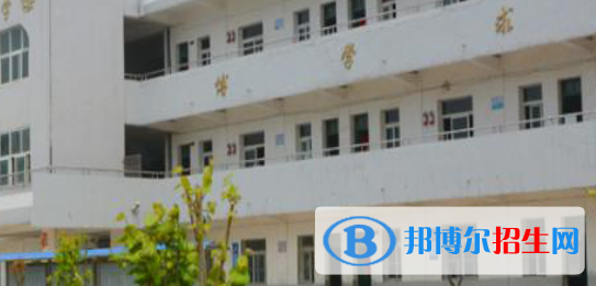 壽縣興華職業(yè)高級中學(xué)2020年宿舍條件 