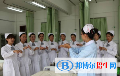 甘肅2020年女生學什么衛(wèi)校好