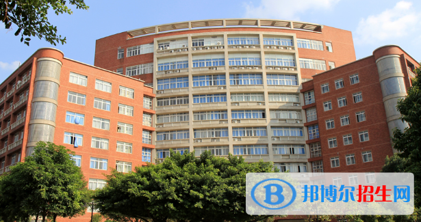 廣州衛(wèi)生職業(yè)技術(shù)學(xué)院2020年學(xué)費(fèi)、收費(fèi)多少
