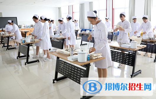 廣東2020年適合女生的衛(wèi)校專業(yè)