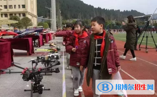 遂寧卓同國際學校小學部2020年招生辦聯(lián)系電話