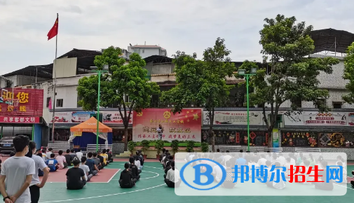 梅州機械技工學(xué)校2020年報名條件、招生要求、招生對象