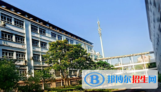 安徽現(xiàn)代信息工程職業(yè)學(xué)院2020年報(bào)名條件、招生要求、招生對(duì)象