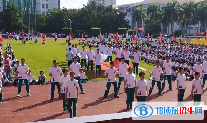 海南華僑中學(xué)怎么樣、好不好