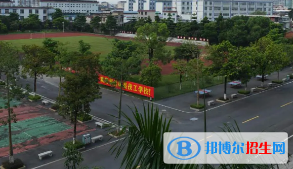 梅縣技工學(xué)校2020年報(bào)名條件、招生要求、招生對(duì)象