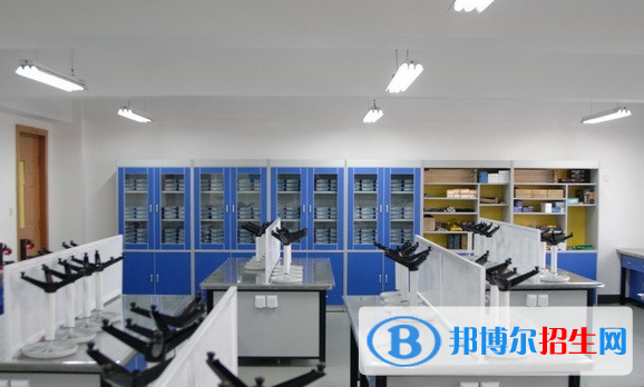  石家莊第一中學(xué)2020年招生學(xué)費(fèi)、收費(fèi)多少