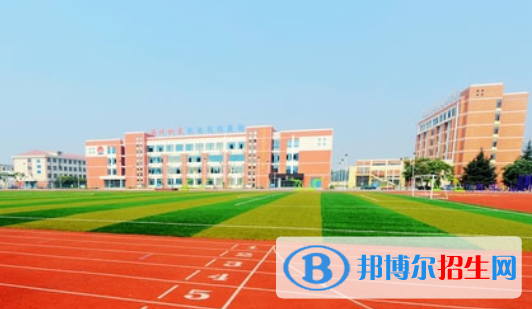 淮北煤炭管理干部中等專(zhuān)業(yè)學(xué)校2020年招生辦聯(lián)系電話(huà)