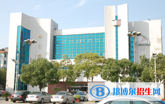 江蘇江陰高級(jí)中學(xué)2020年報(bào)名條件、招生要求、招生對(duì)象