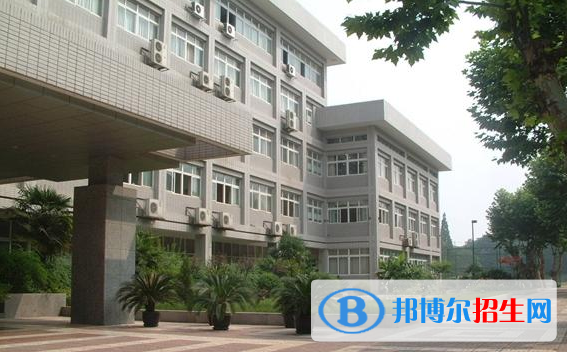 南京第十三中學(xué)2020年招生代碼