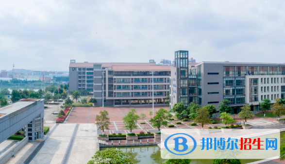 佛山高明區(qū)高級技工學校2020年招生簡章
