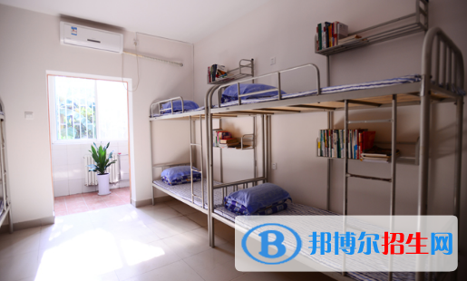 深圳第二高級技工學(xué)校2020年宿舍條件