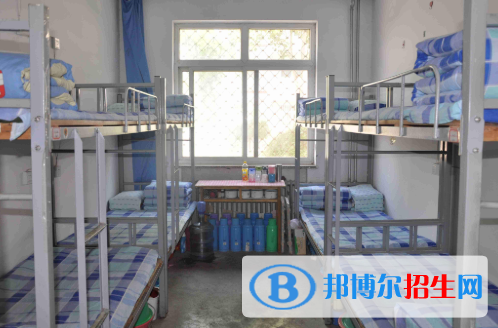  石家莊第八中學(xué)2020年報宿舍條件