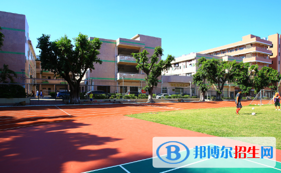 東莞經(jīng)濟貿(mào)易學(xué)校怎么樣、好不好