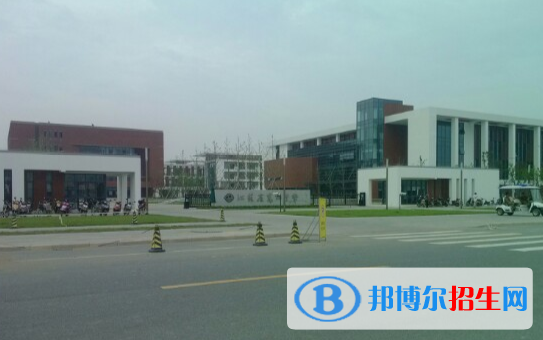 江蘇昆山中學(xué)2020年學(xué)費(fèi)、收費(fèi)多少